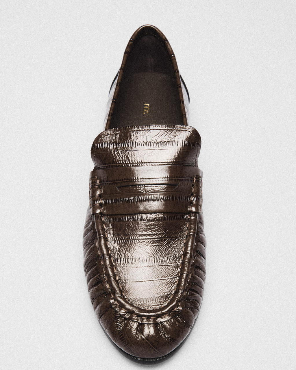 Delia Croc Penny Loafer, brown, detail