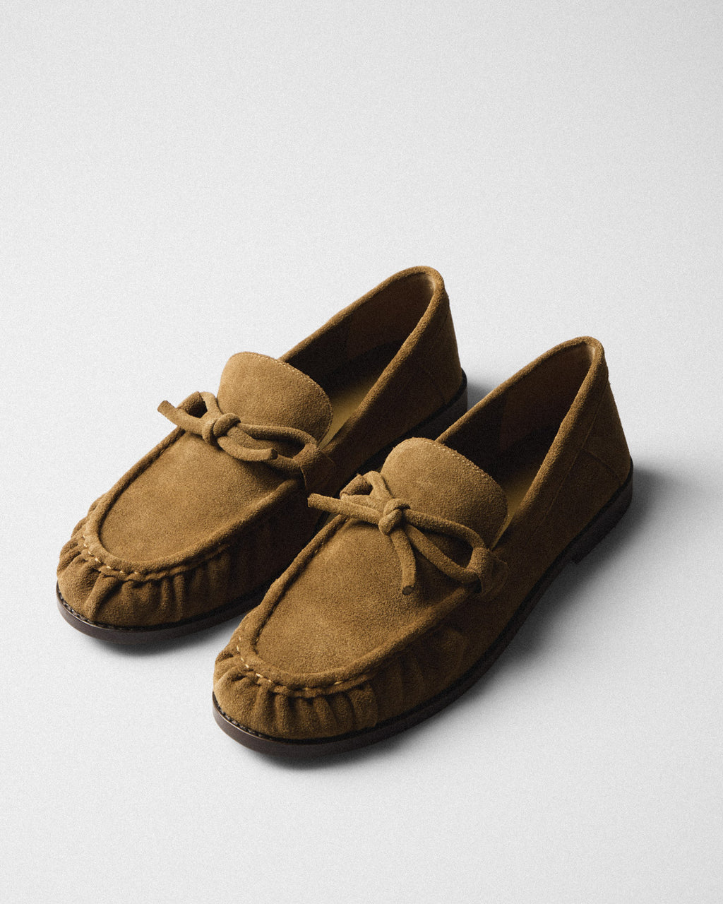 Ida Suede Bow Loafer, tobacco, detail