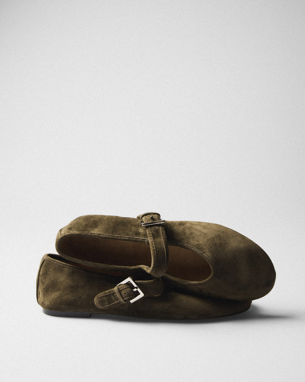 Xenia Suede Mary-Jane, olive, pair