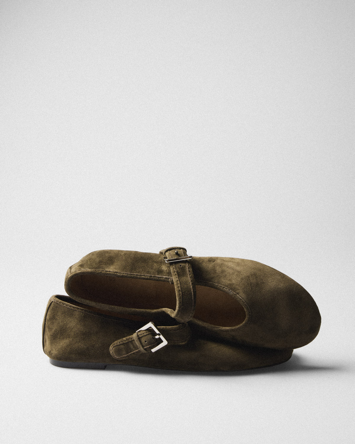 Xenia Suede Mary-Jane, olive, pair