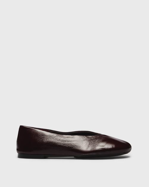 Berit Patent Ballet Flat, burgundy, side profile