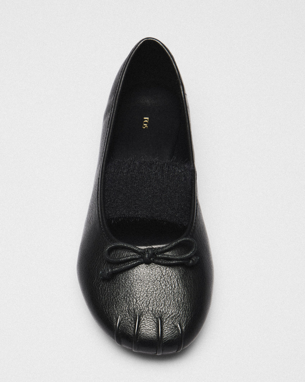 Carla Bow Ballet Flat, black, detail