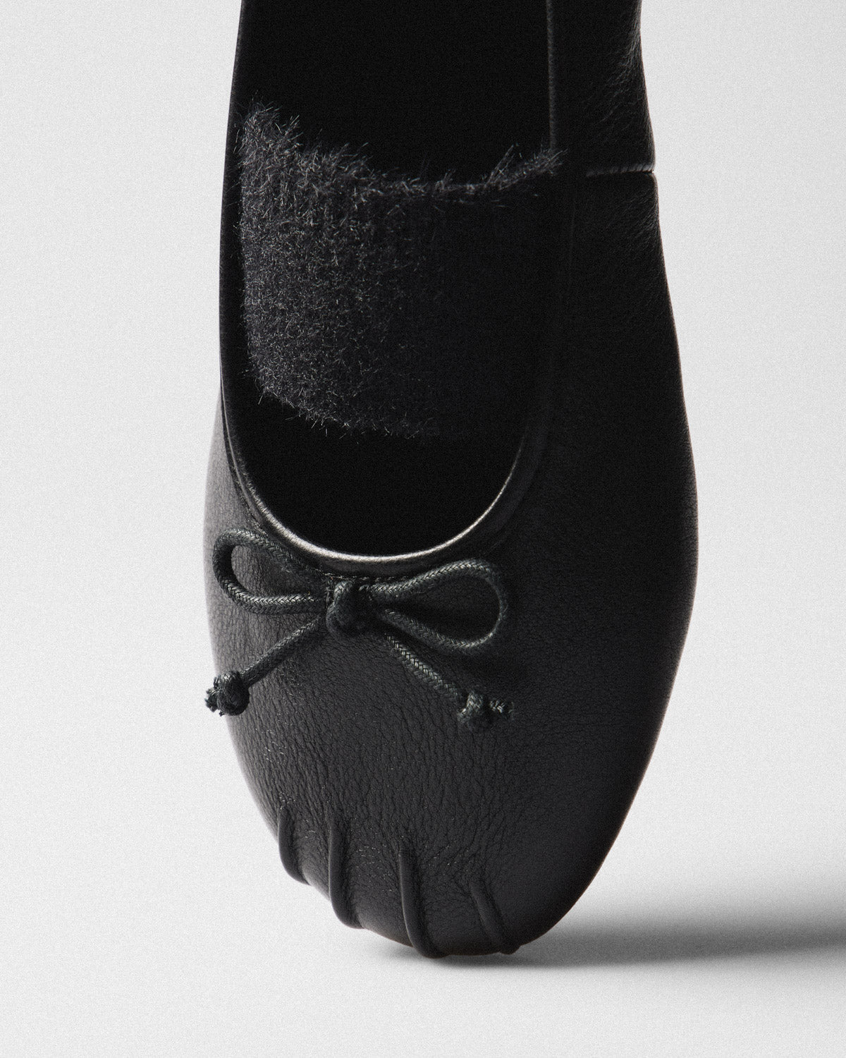 Carla Bow Ballet Flat, black, top view