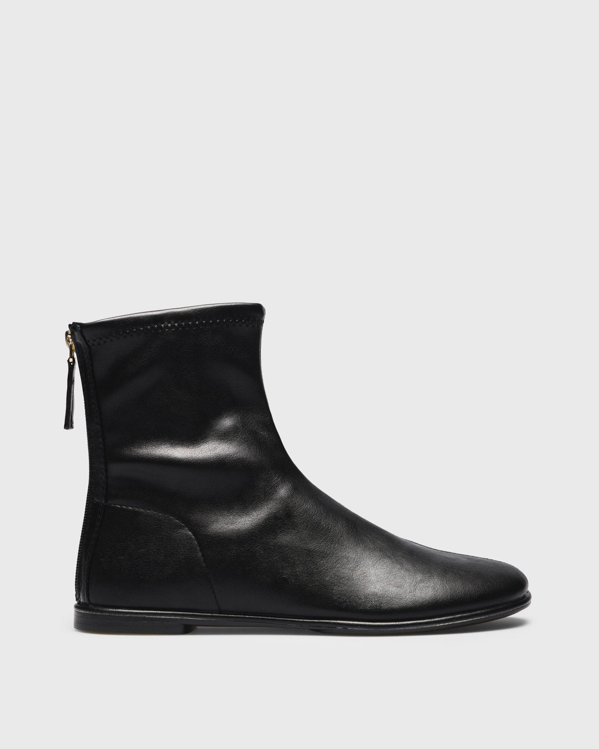 Frida Flat Ankle Boot, black, side profile