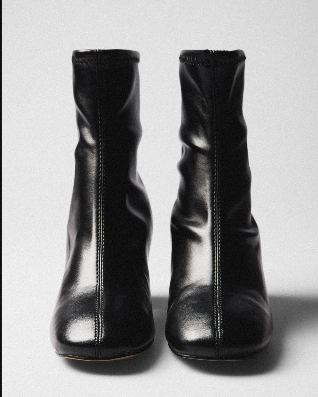Helga Heeled Ankle Boot, black, pair