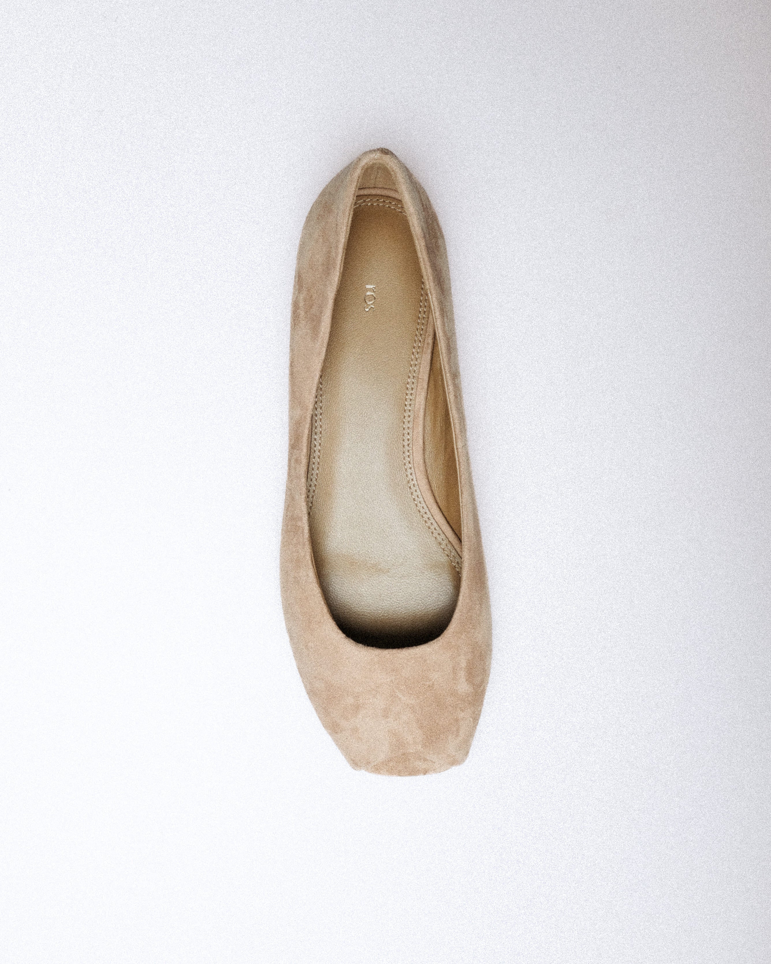 Hana Ballet Flat — Side Profile, Taupe Leather