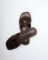 Nora Slide — Sculpted Cut-Out Detail