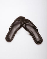 Elin Slide — Slim Strap Detail