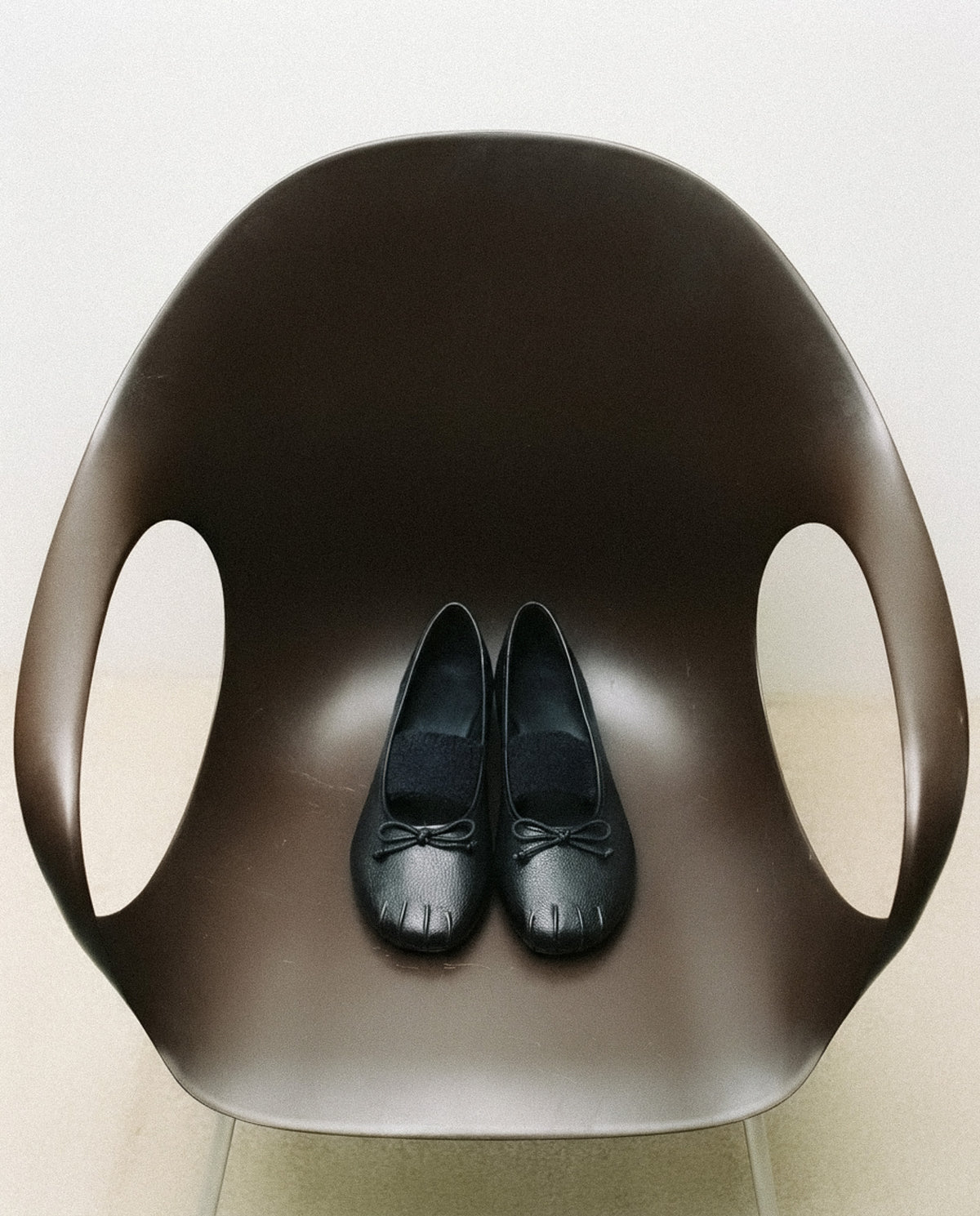 Carla Bow Ballet Flat, editorial